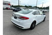 $9980 : 2018 Fusion Hybrid Titanium F thumbnail