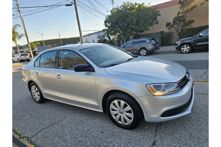 $6000 : Limpio image 1