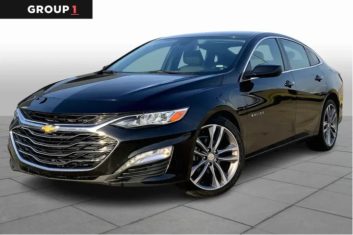 $21677 : Chevrolet Malibu 2024 LT 4dr image 1