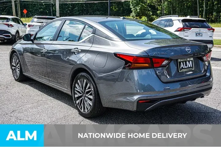 $19420 : Nissan Altima 2024 2.5 SV 4d image 5