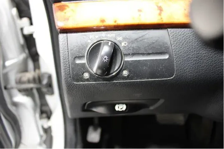 $8985 : Mercedes-Benz E-Class 2007 E image 7