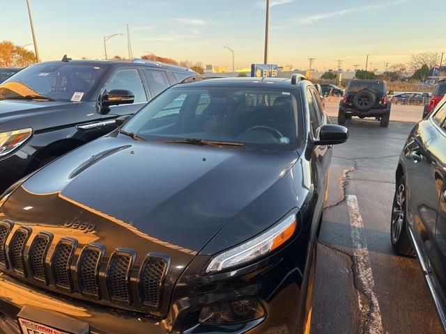 $12990 : Pre-Owned 2016 Cherokee High image 3