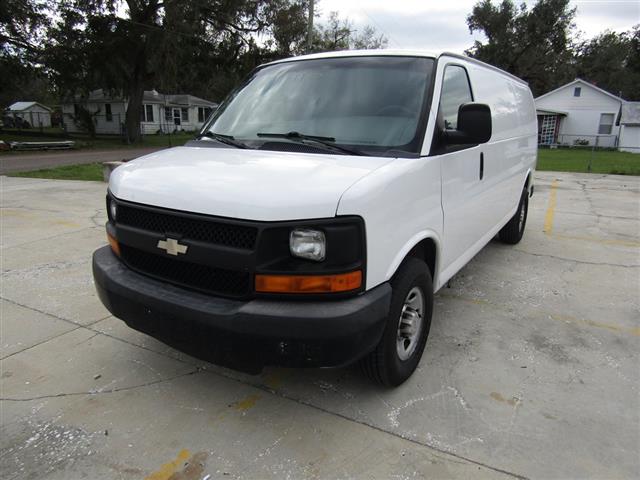 $16995 : 2013 G2500 Vans image 2
