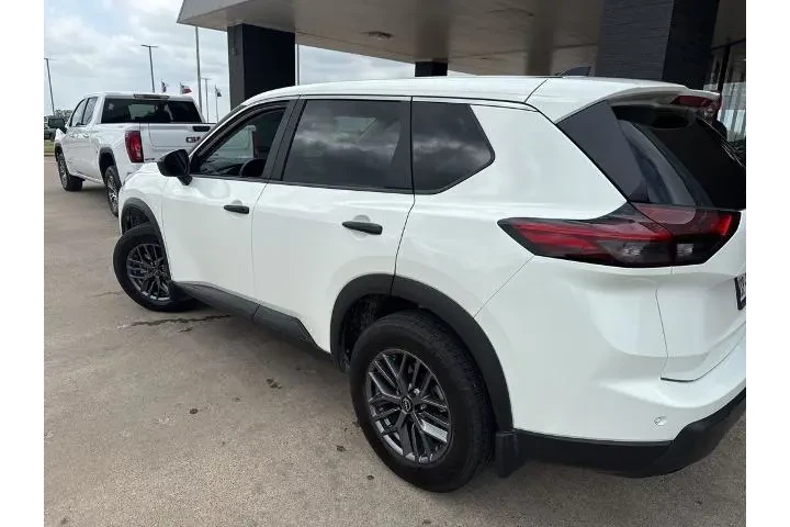 $25856 : Nissan Rogue 2025 S 4dr Cros image 4