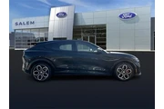 $33495 : Ford Mustang Mach-E 2023 AWD thumbnail