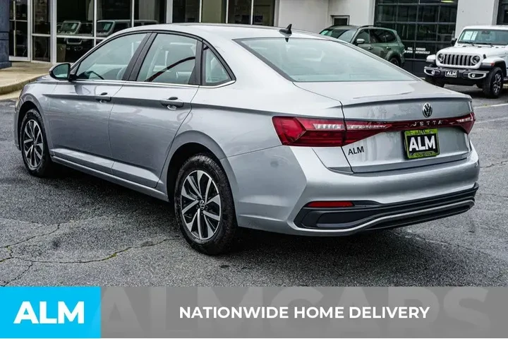 $18920 : Volkswagen Jetta 2025 S 4dr image 5