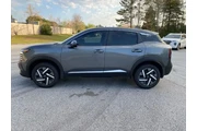 $20960 : Nissan Kicks 2025 SV 4dr Cro thumbnail
