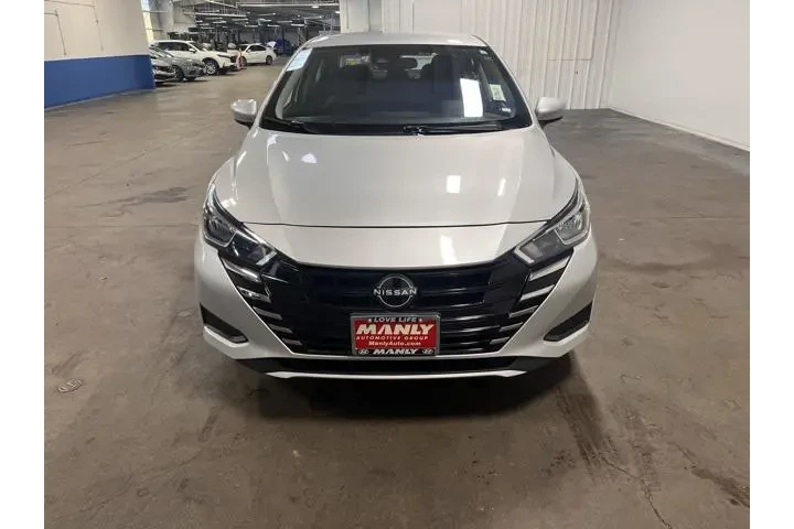 $14458 : Nissan Versa 2023 SV 4dr Sed image 8