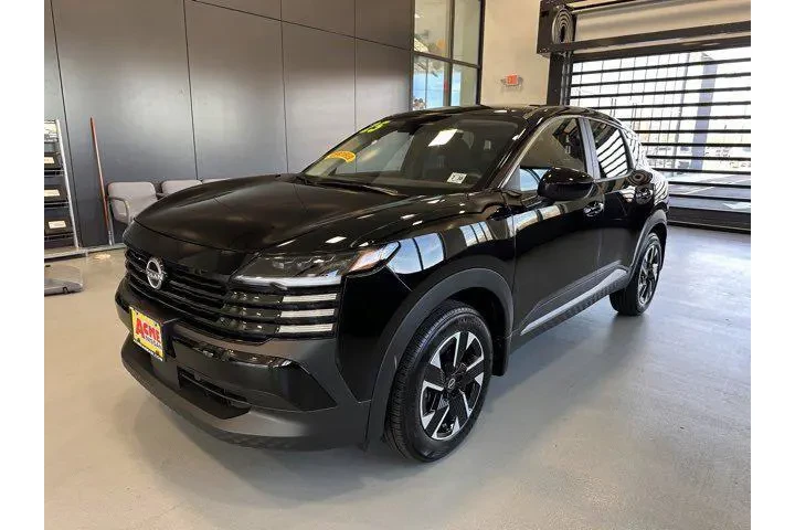 $23995 : Nissan Kicks 2025 AWD SV 4dr image 1