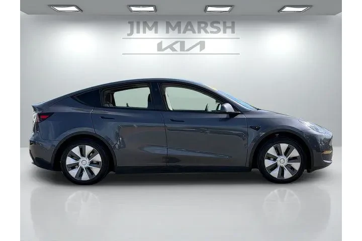 $32988 : Tesla Model Y 2023 AWD Long image 7