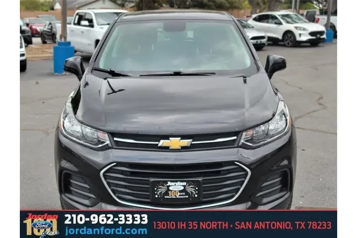 $11975 : Chevrolet Trax 2022 AWD LS 4 image 8