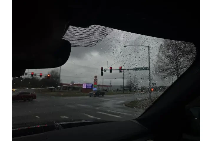 $19699 : Land Rover Discovery 2020 AW image 3