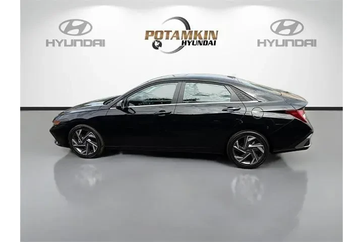 $20000 : Hyundai ELANTRA 2025 SEL Con image 8