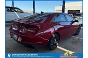 $19884 : Hyundai ELANTRA 2022 SEL 4dr thumbnail