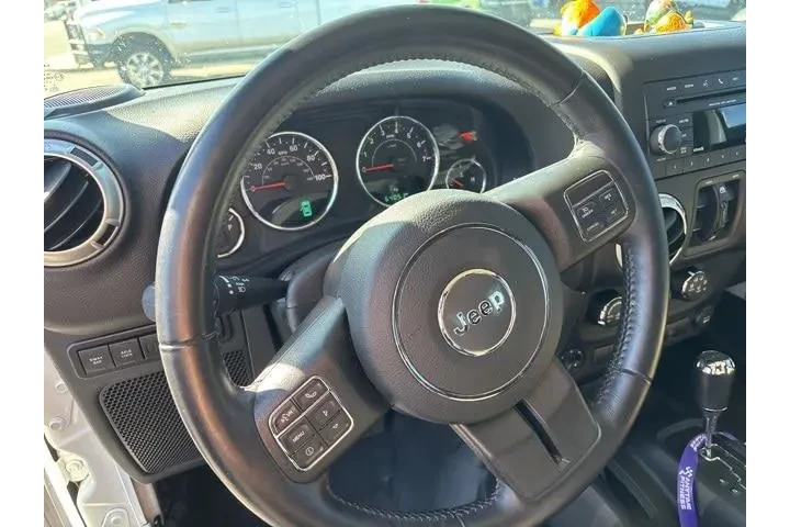 $24438 : Jeep Wrangler Unlimited 2017 image 8