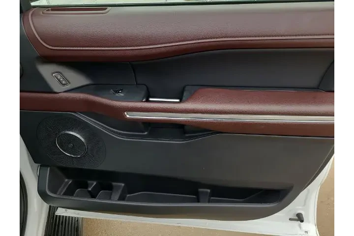 $39980 : Ford Expedition MAX 2024 4x2 image 9