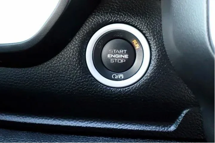 $31159 : Ram 1500 2021 4x4 Big Horn 4 image 9