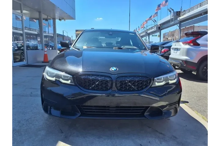 $21599 : BMW 3 Series 2021 AWD 330i x image 2