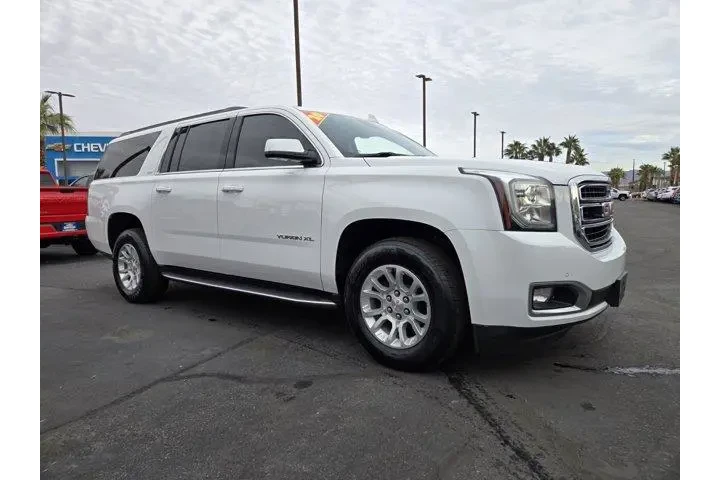 $27991 : GMC Yukon XL 2020 4x4 SLT 4d image 1