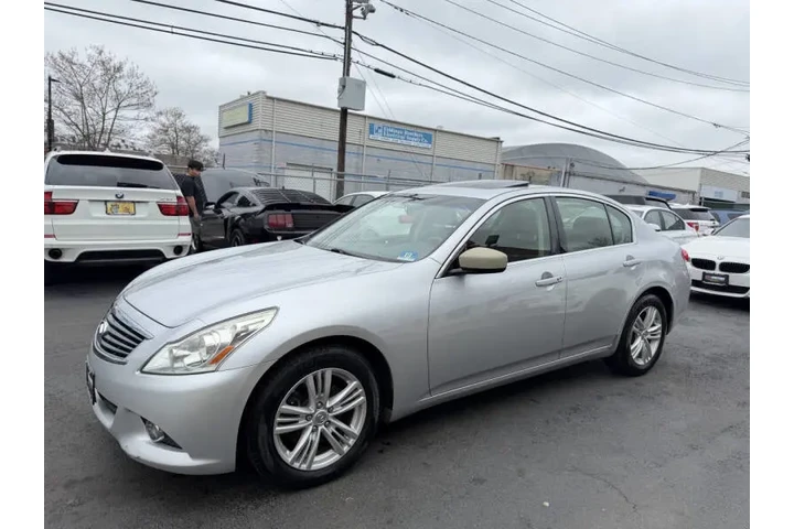 $6499 : 2011 G37 Sedan x image 6