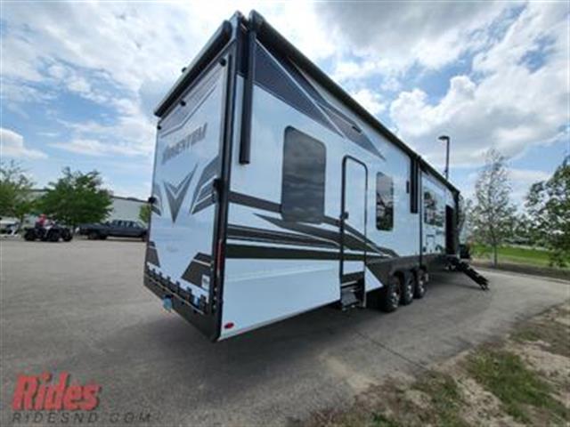 $120999 : 2022 Grand Design Momentum 39 image 7