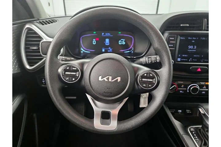 $15998 : Kia Soul 2023 LX 4dr Crossov image 10