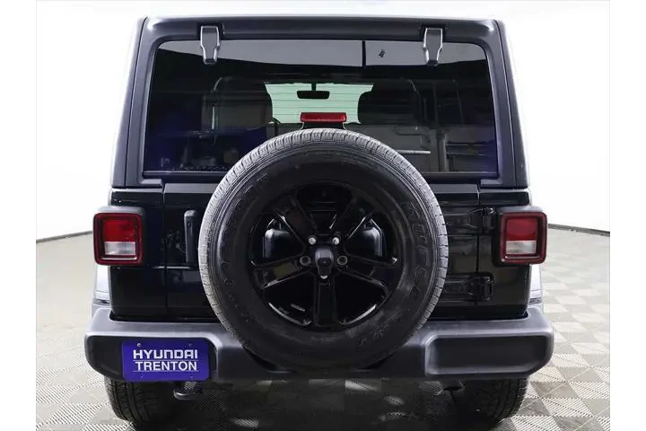 $28829 : Jeep Wrangler Unlimited 2022 image 9