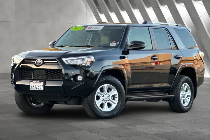 $37500 : Toyota 4Runner 2023 4x4 SR5 image 2