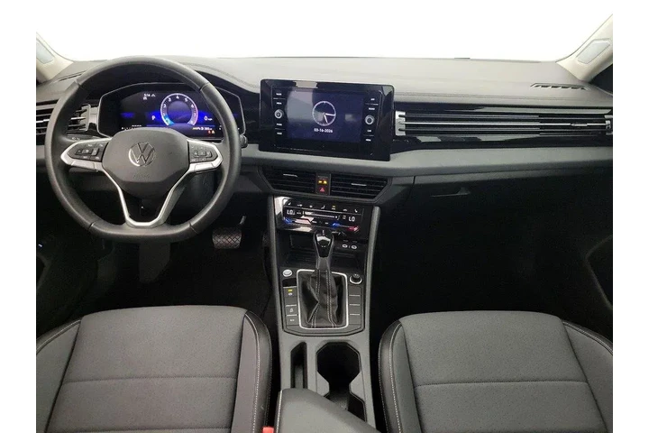 $22998 : Volkswagen Jetta 2025 SE 4dr image 9