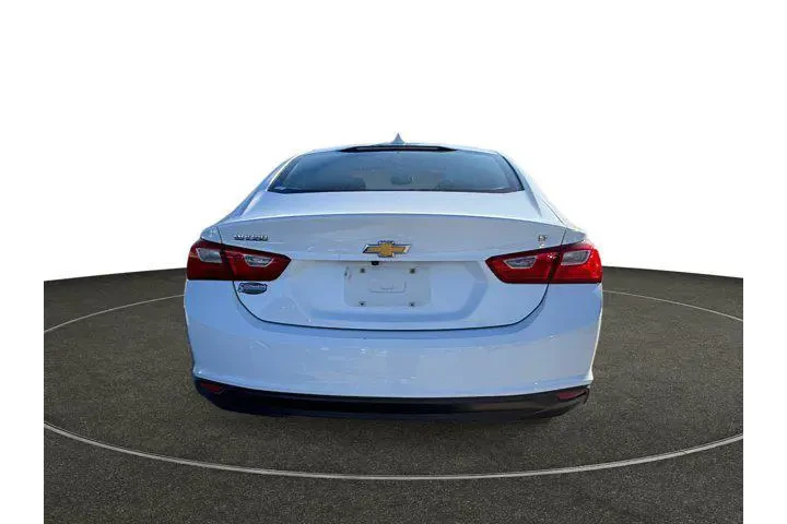 $10499 : Chevrolet Malibu 2016 LT 4dr image 4