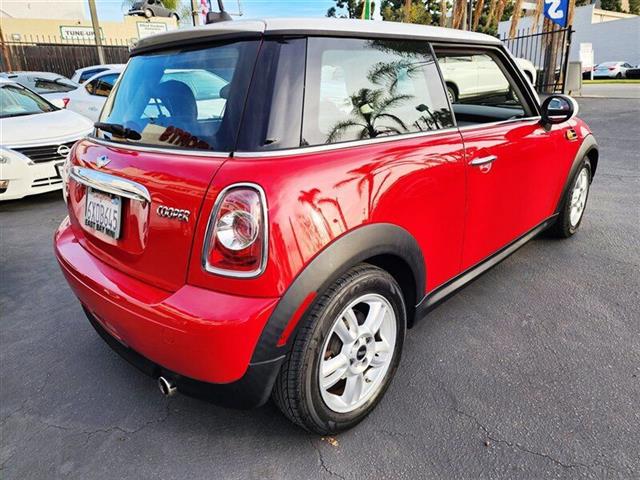 $9995 : 2012 MINI Cooper Hardtop 2 Do image 3