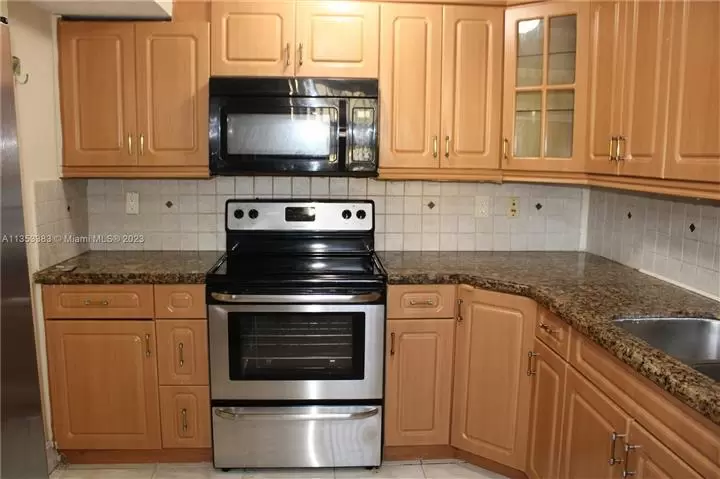 $238000 : MIRAMAR image 4