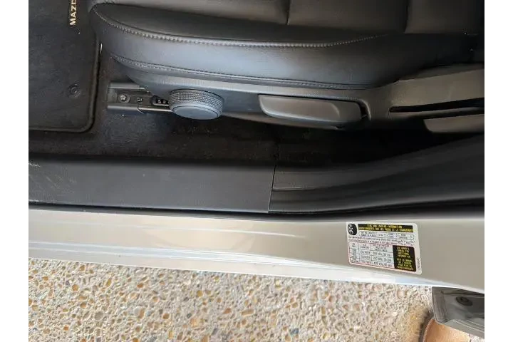 $22481 : Mazda Mazda3 Hatchback 2025 image 10