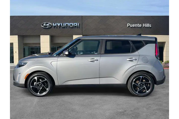 $17995 : Kia Soul 2023 EX 4dr Crossov image 3