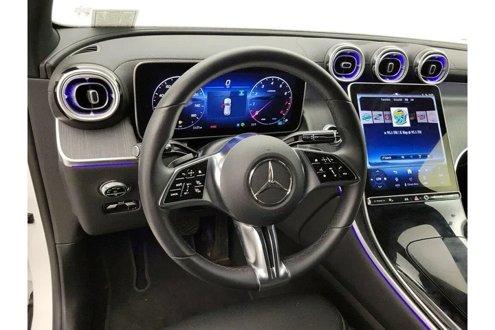 $39998 : Mercedes-Benz GLC 2025 GLC 3 image 10