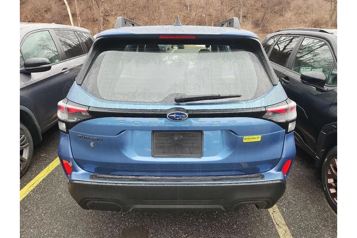 $29995 : Subaru Forester 2025 AWD Bas image 5
