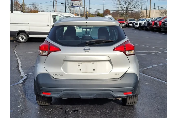 $12597 : Nissan Kicks 2018 S 4dr Cros image 5