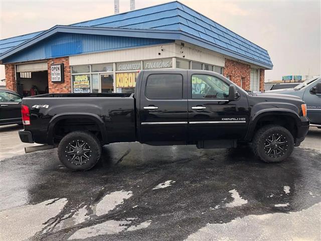 $34900 : 2012 GMC SIERRA 2500 HD CREW image 2