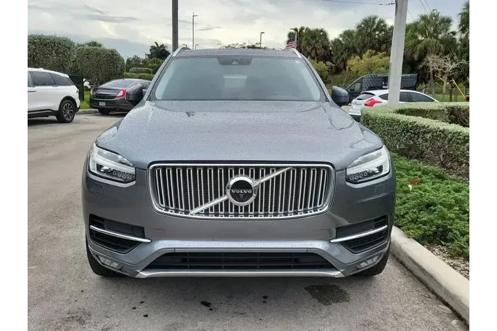 $12990 : Volvo XC90 2016 AWD T6 Inscr image 2