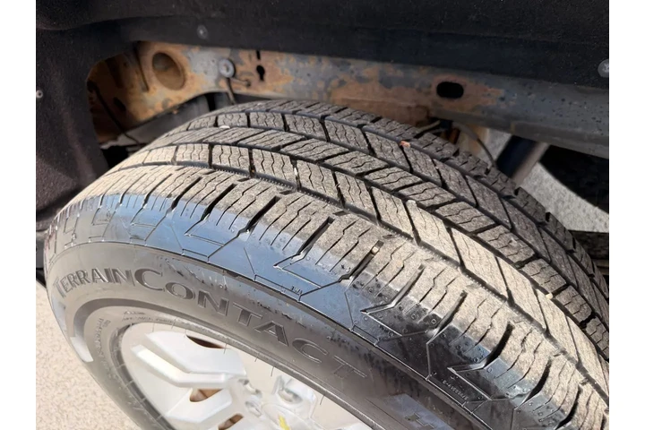 $24988 : 2018 Silverado 1500 image 10