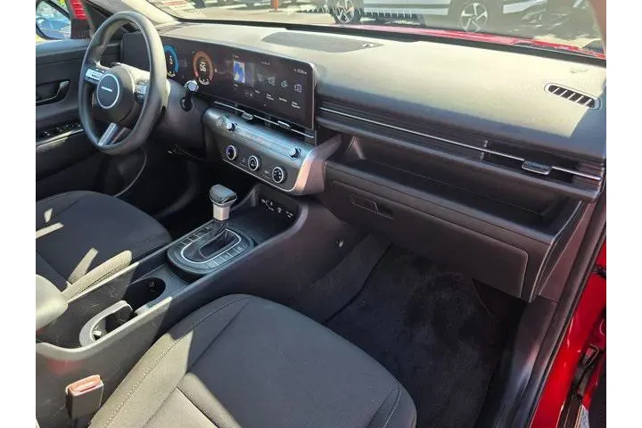 $20576 : Hyundai KONA 2024 AWD SE 4dr image 9