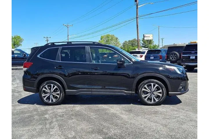 $32370 : Subaru Forester 2024 AWD Lim image 7