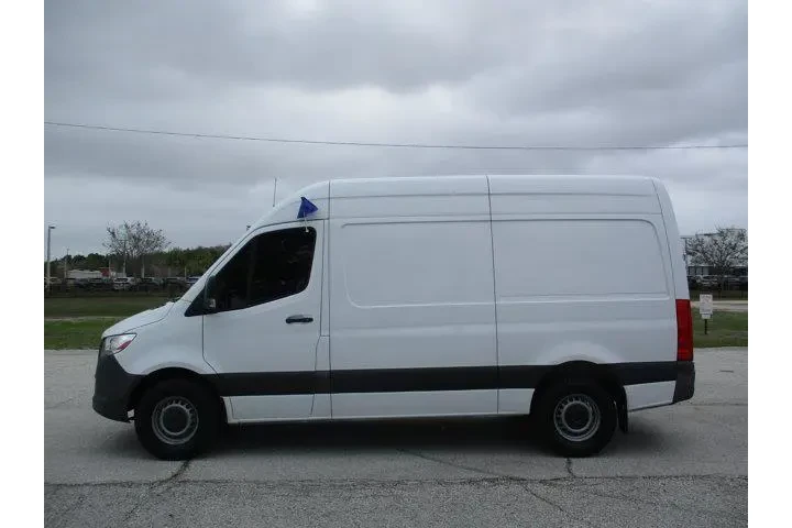 $34995 : Mercedes-Benz Sprinter 2021 image 4