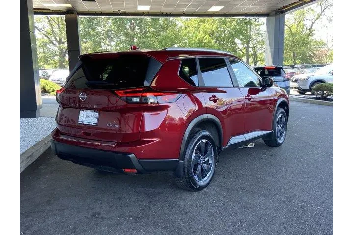 Nissan Rogue 2024 AWD SV 4dr image 5