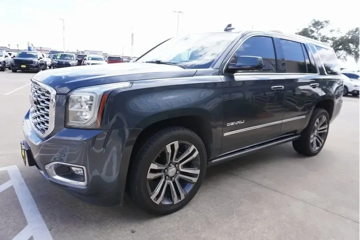 $34888 : GMC Yukon 2019 4x2 Denali 4d image 3