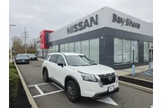 $28507 : Nissan Pathfinder 2024 AWD S thumbnail
