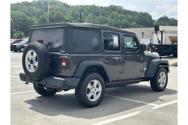 $24995 : Jeep Wrangler Unlimited 2018 image 7