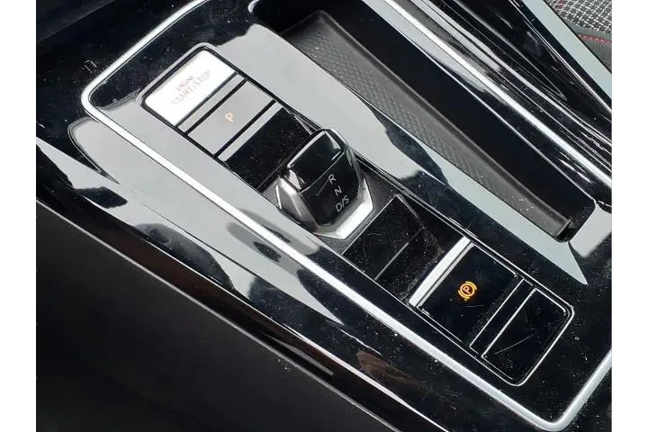 $25987 : Volkswagen Golf GTI 2024 S 4 image 8