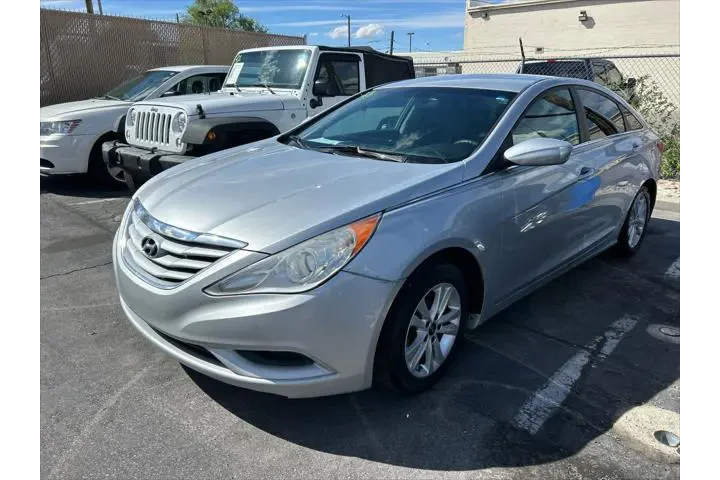 $5686 : Hyundai SONATA 2013 GLS 4dr image 1