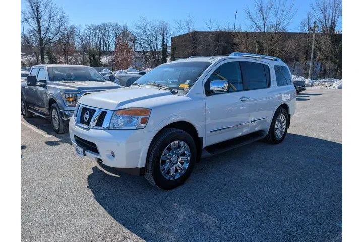 $11500 : Nissan Armada 2015 4x4 Plati image 2